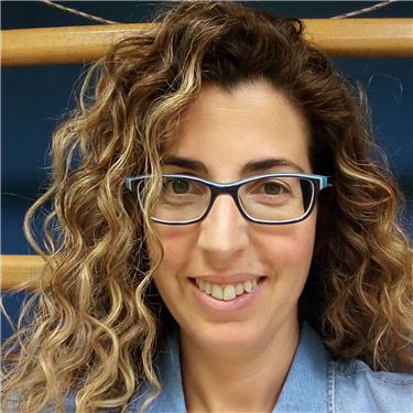 עדי חי בינשטוק MA - טיפול רגשי במזכרת בתיה